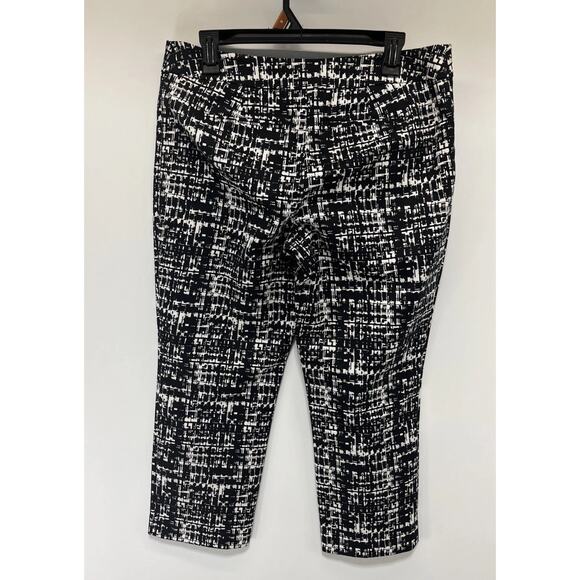 Apt. 9 Women's/Misses Size 8 Black And White Checkered Pattern Crop Pants - Picture 2 of 5